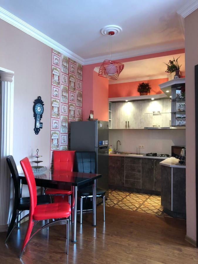Apartment Gio Batumi Eksteriør billede